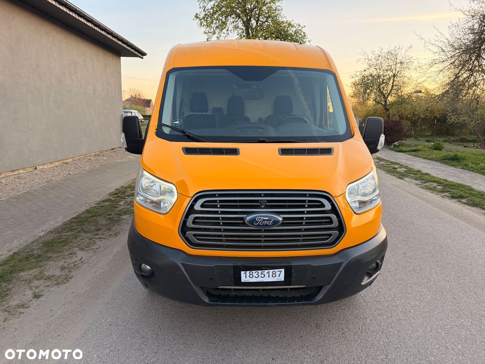 Ford Transit - 11