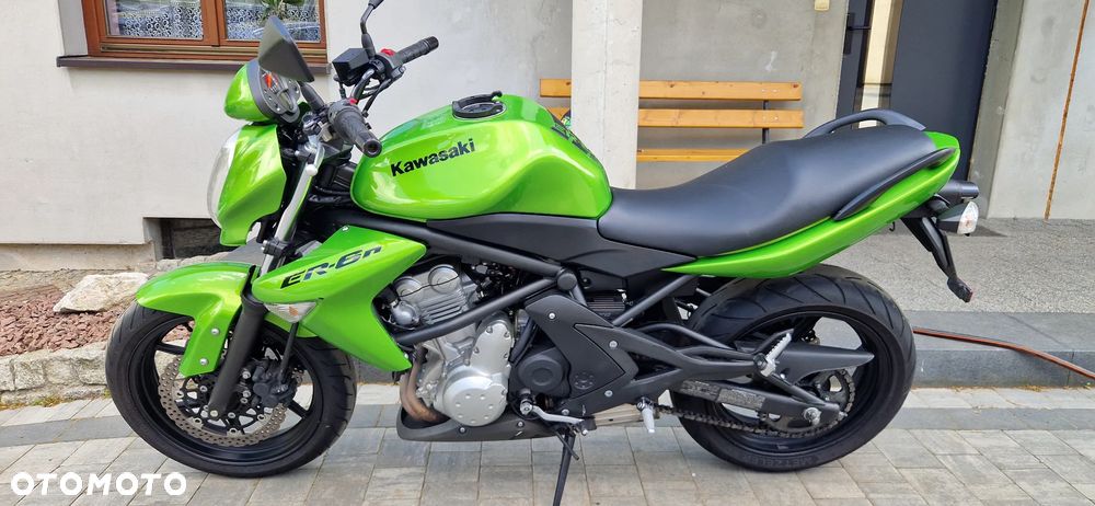 Kawasaki ER - 13