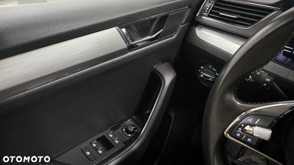 Skoda Superb 2.0 TDI SCR Style DSG - 14