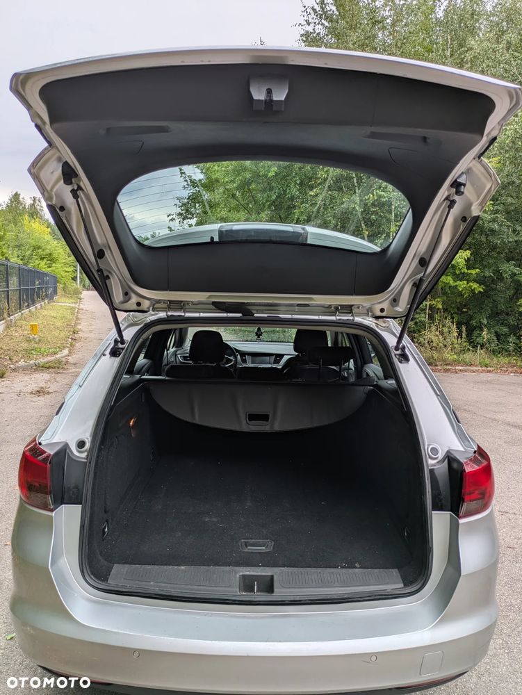 Opel Astra 1.4 T Elite - 8