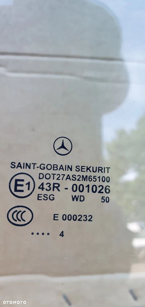 Szyba prawy przód przednia prawa Mercedes W209 AS2 04r - 6