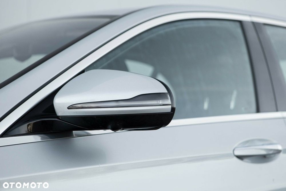 Mercedes-Benz Klasa E - 17