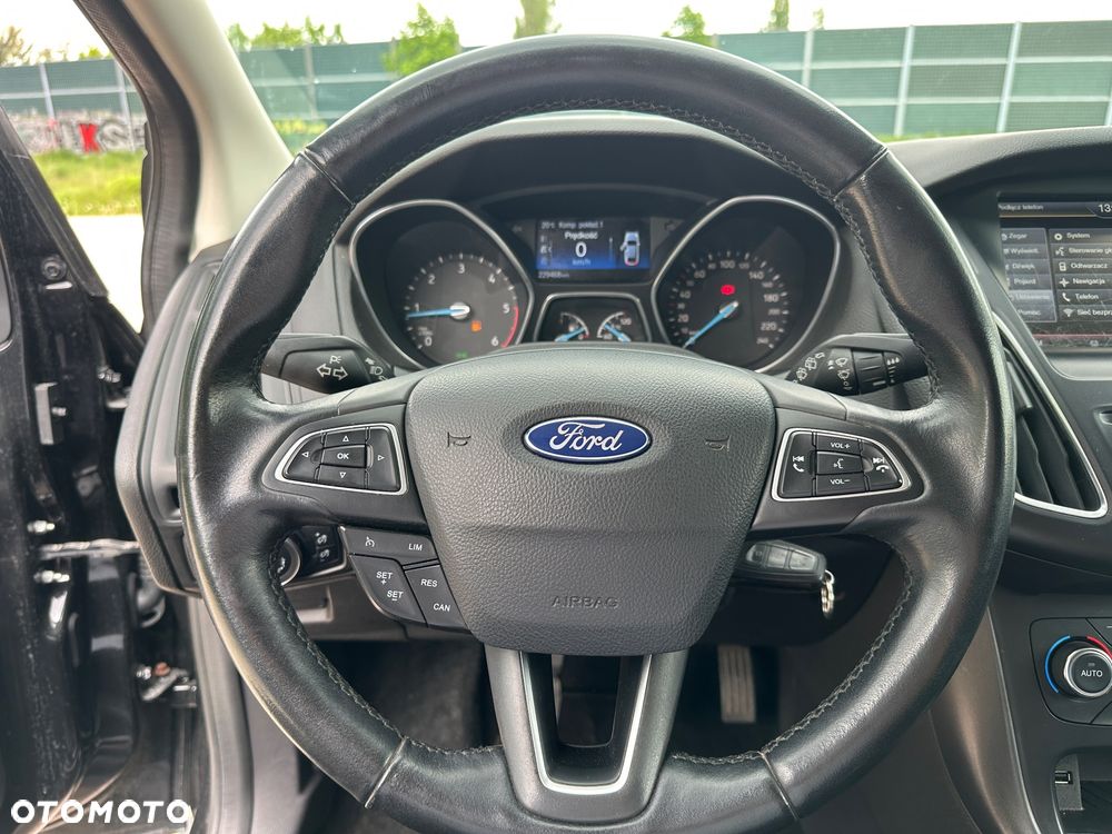 Ford Focus 1.6 TDCi DPF Titanium - 17