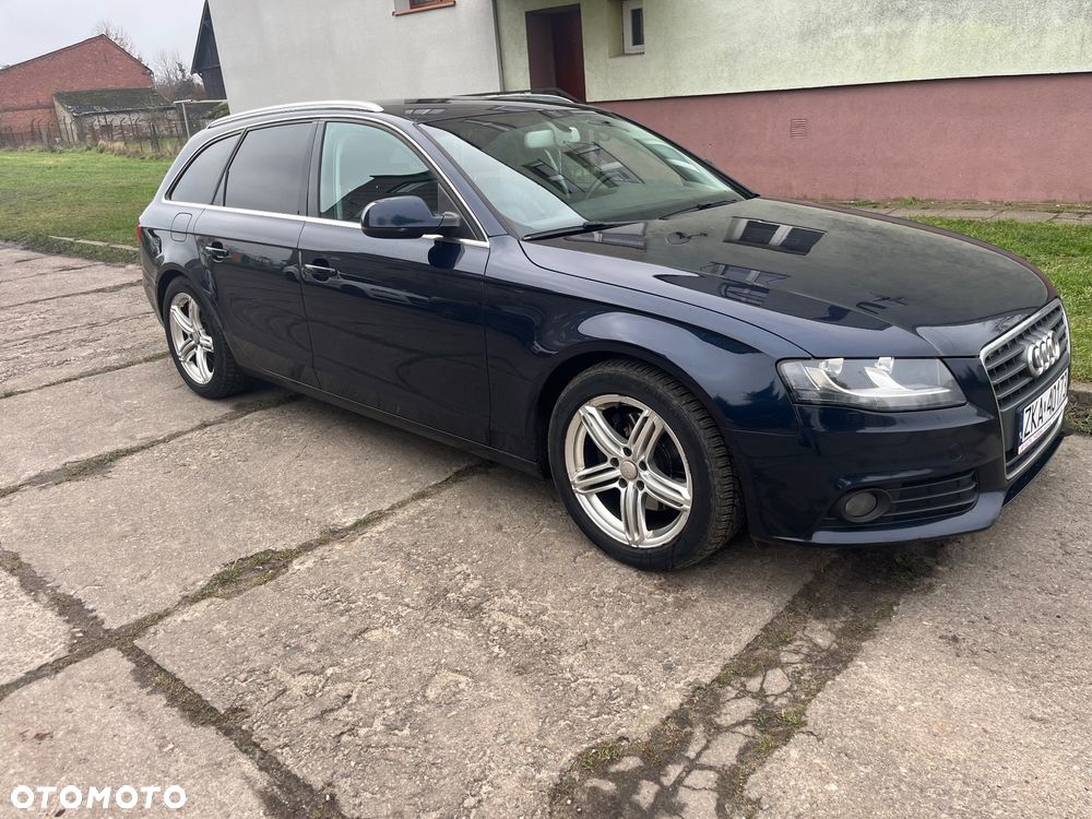Audi A4 Avant 2.0 TDI - 8