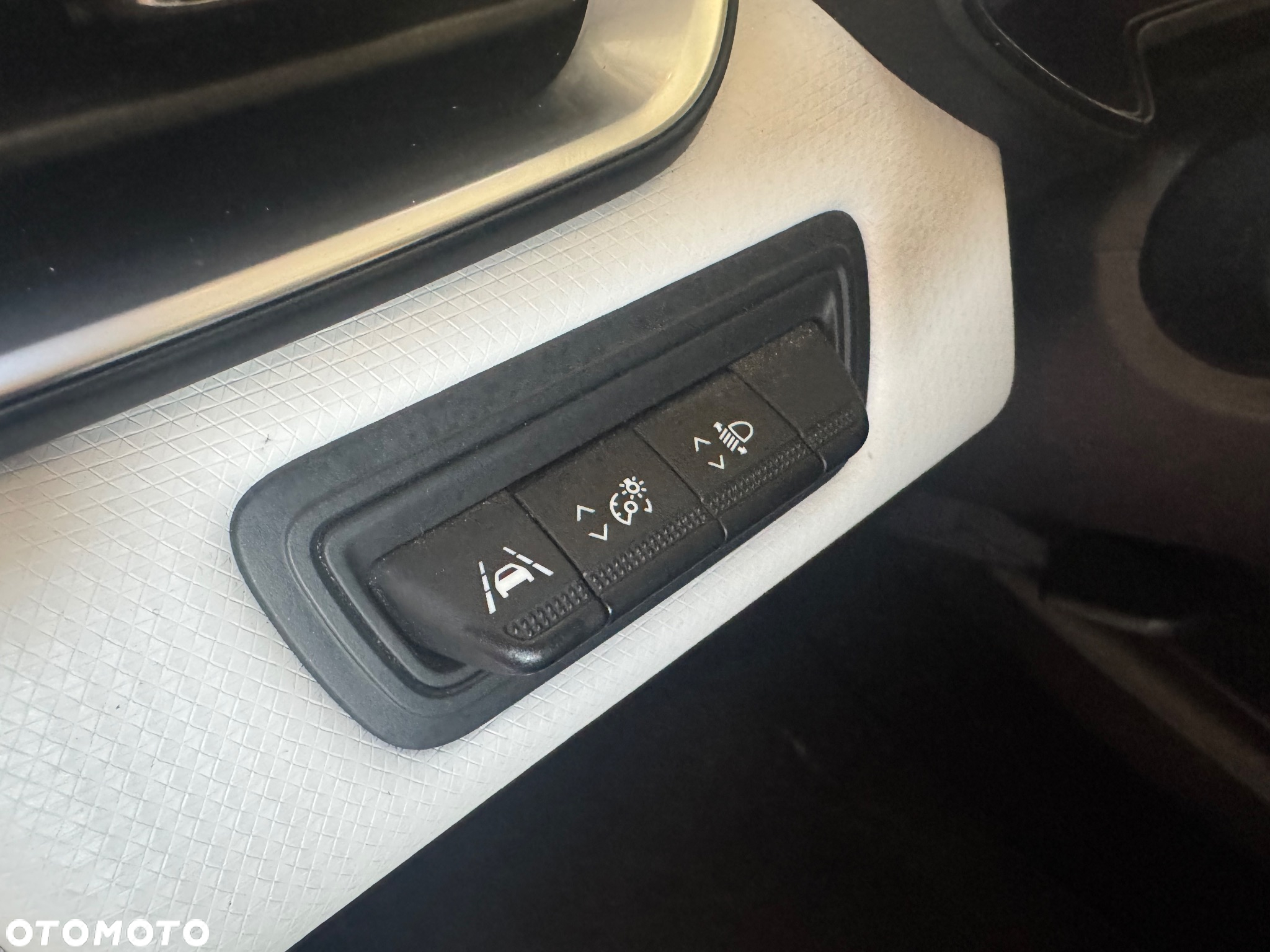 Renault Clio E-TECH Full Hybrid 145 EQUILIBRE - 8
