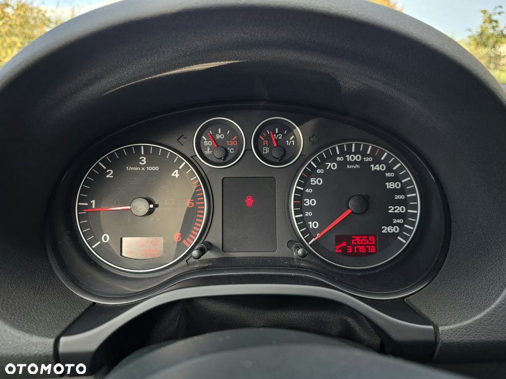 Audi A3 3-drzwiowe - 8
