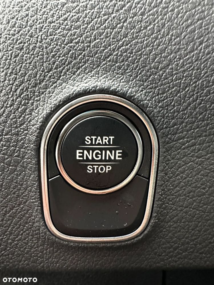 Mercedes-Benz Sprinter 319 CDI Furgon Select długi 4325 mm L3H2 - 38