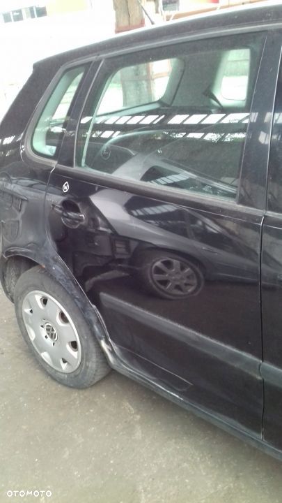 DRZWI PRAWY TYL VW POLO 9N LC9Z - 1