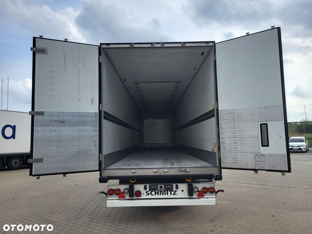 Schmitz Cargobull Kwiatówka; ThermoKing SLXi300; szyna STD; uchwyty promowe - 5