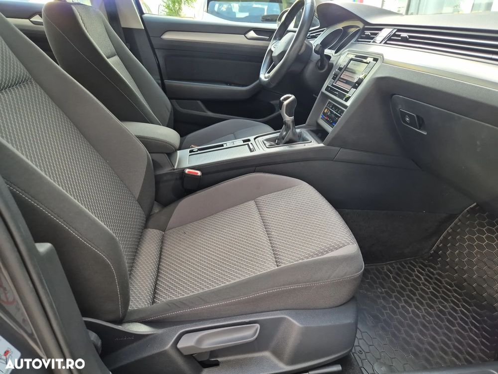 Volkswagen Passat 1.5 TSI ACT Trendline - 22