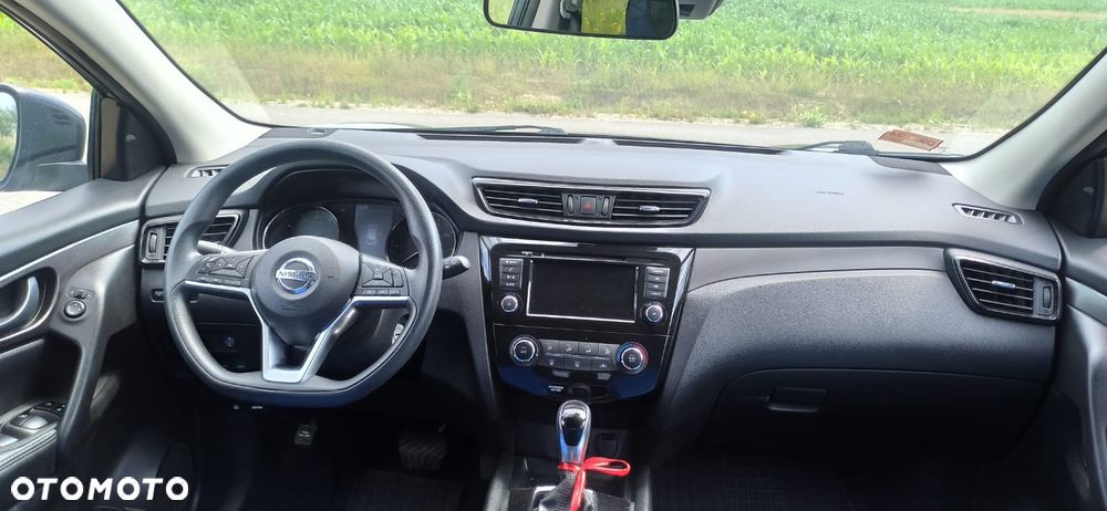 Nissan Rogue - 12