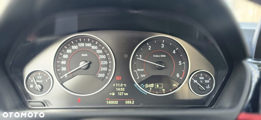 BMW Seria 3 318d DPF Edition Sport - 20