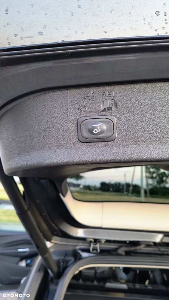 Ford Kuga 1.5 EcoBoost FWD Trend ASS GPF - 10