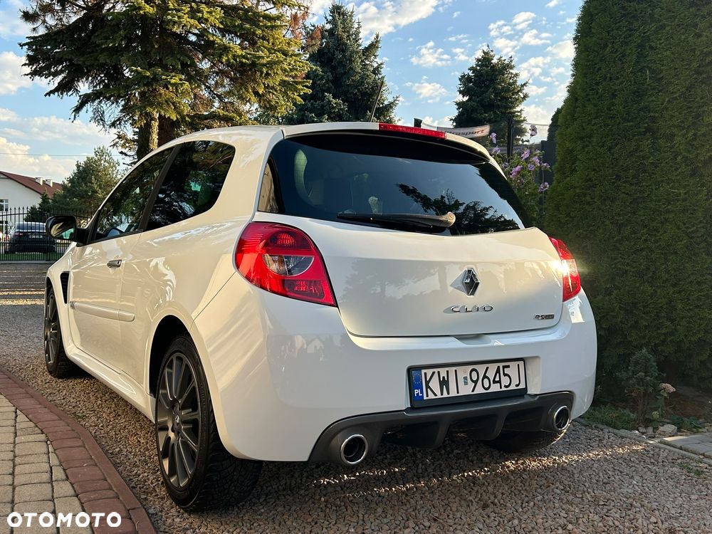Renault Clio 2.0 16V Sport - 10