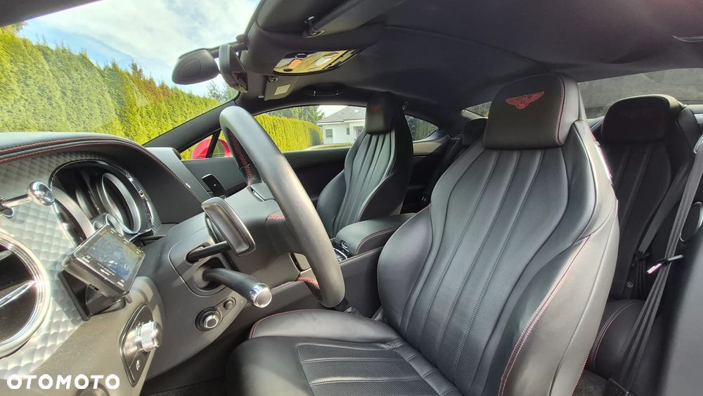 Bentley Continental GT V8 S - 29