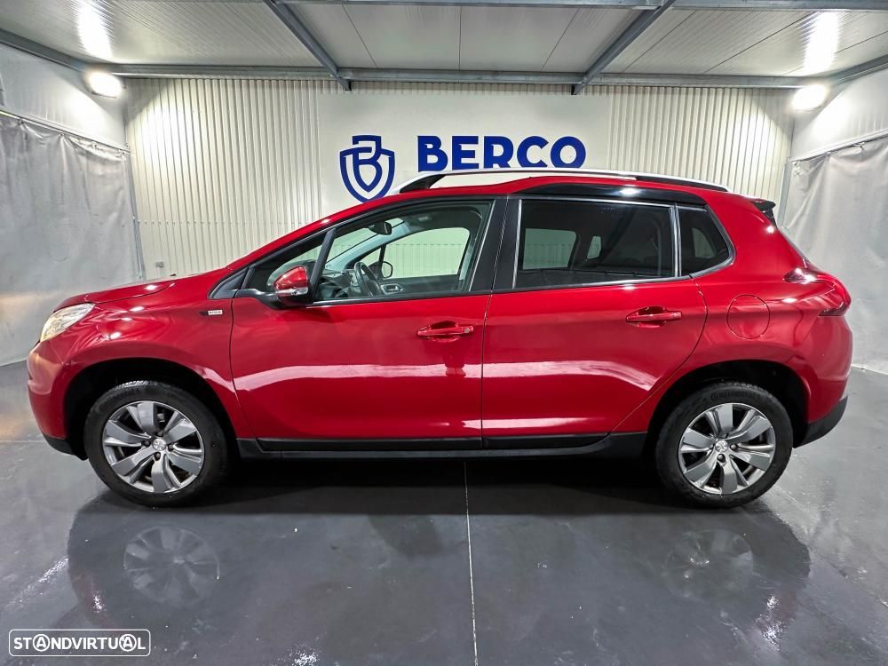 Peugeot 2008 1.2 PureTech Allure - 38