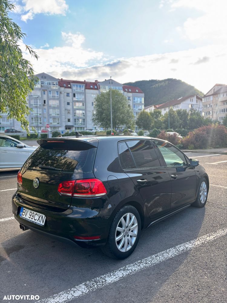 Volkswagen Golf 2.0 DPF GTD DSG - 17