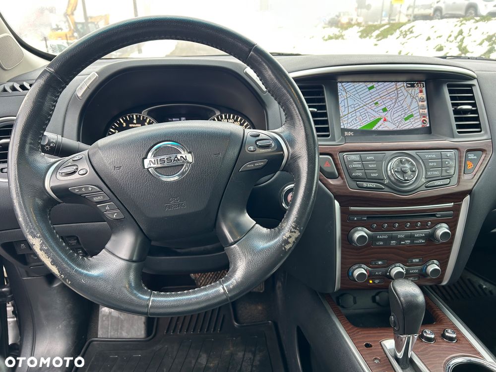 Nissan Pathfinder - 7