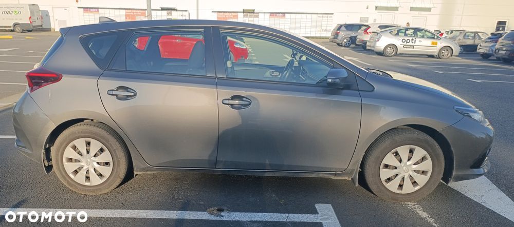 Toyota Auris - 3