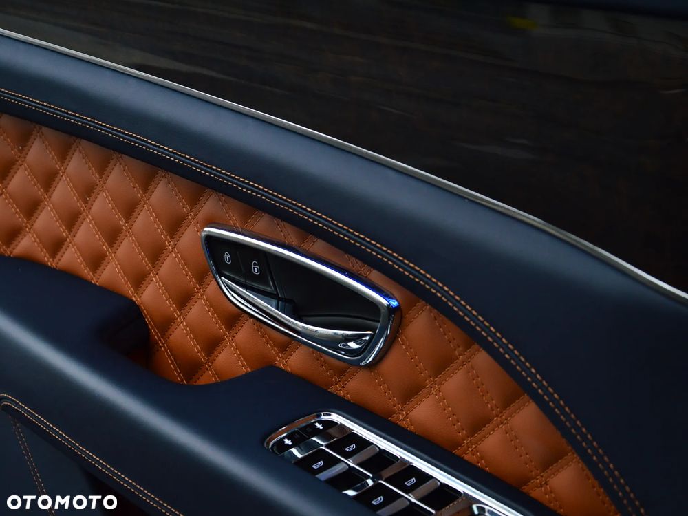 Bentley Bentayga V8 - 23