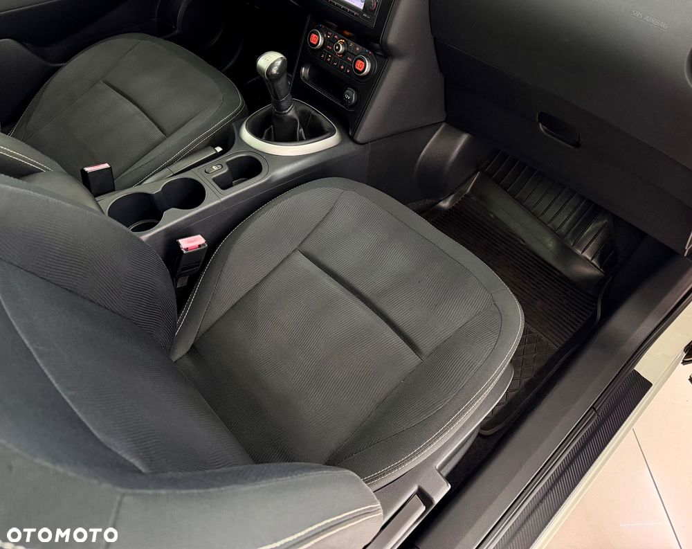 Nissan Qashqai 1.6 I-Way - 15