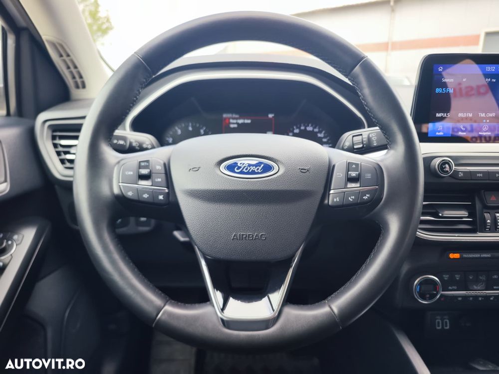Ford Focus 1.0 EcoBoost Connected - 24