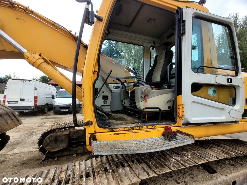 Hyundai 250LC-7 - 12