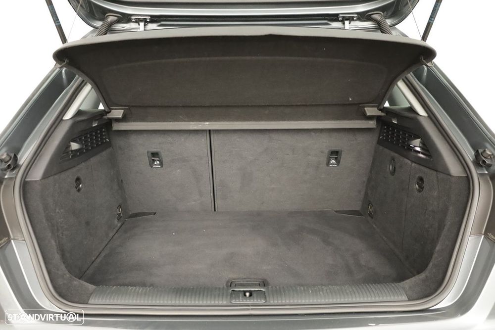 Audi A3 Sportback 30 TFSI S tronic - 23
