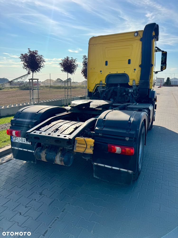 Mercedes-Benz Actros - 5