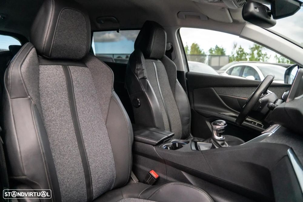 Peugeot 5008 1.6 BlueHDi Allure - 28