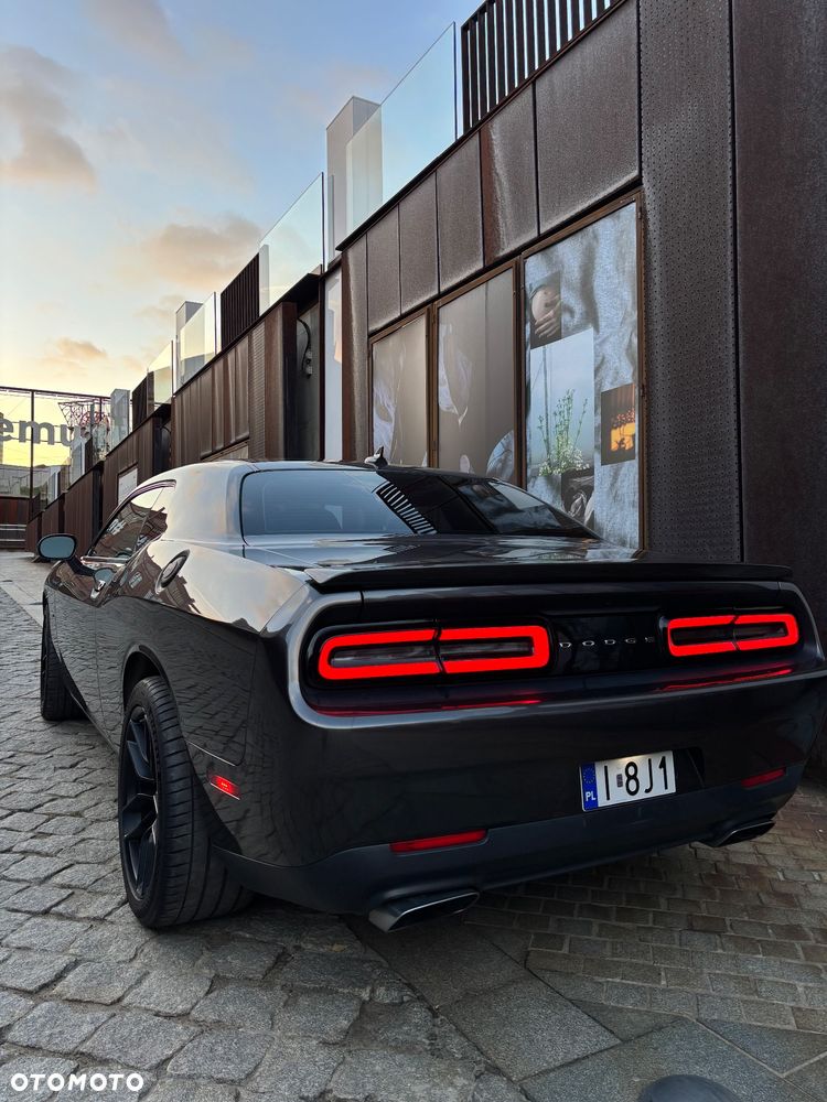 Dodge Challenger 2017 photo 3