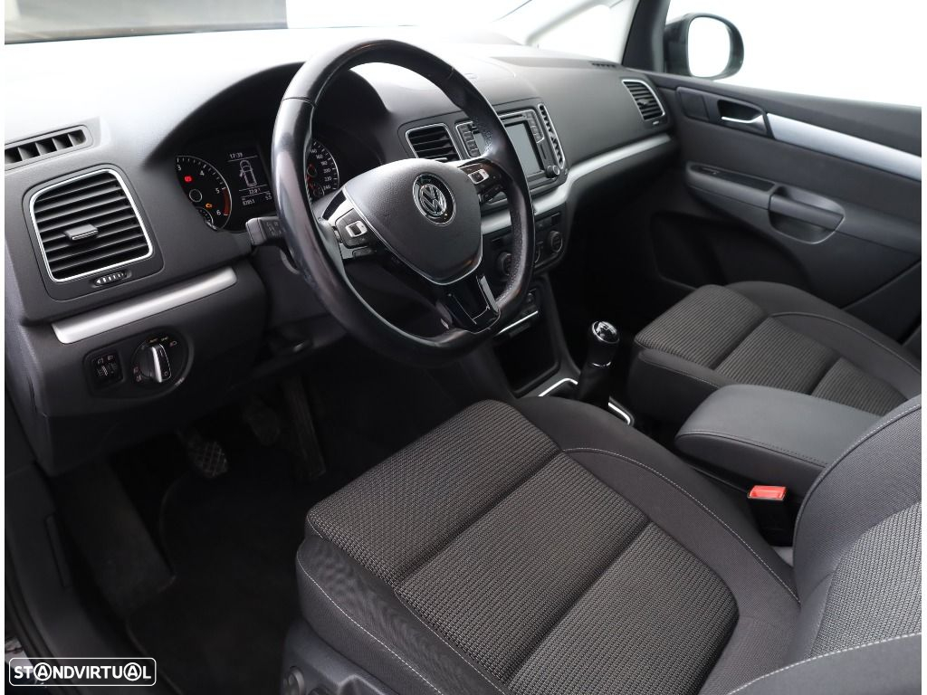 VW Sharan 2.0 TDI Blue Confortline - 24
