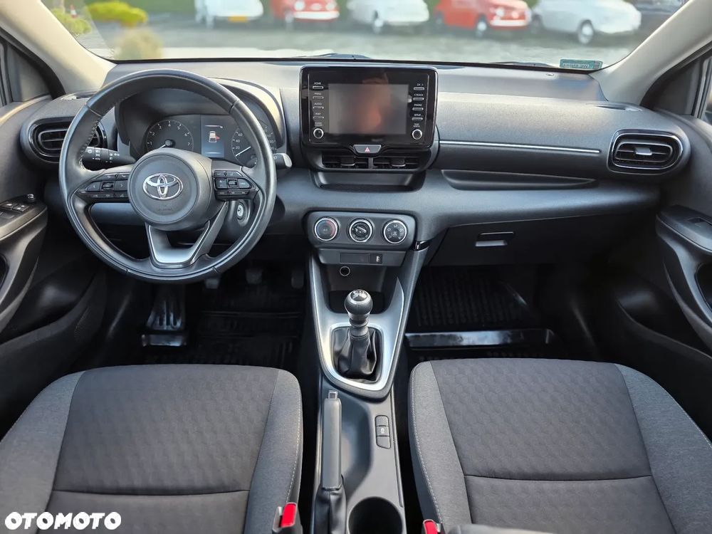 Toyota Yaris 1.5 Comfort - 14