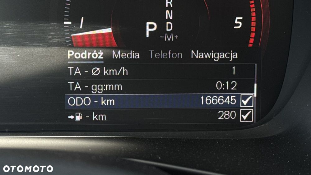 Volvo XC 40 - 32