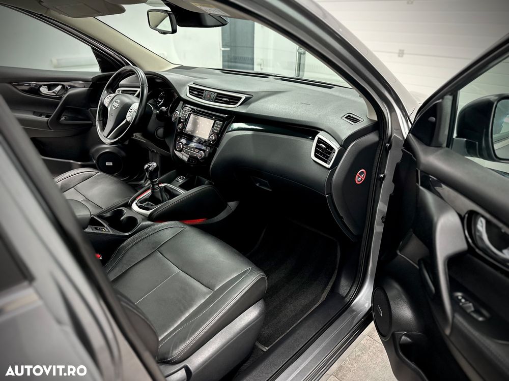 Nissan Qashqai 1.6 DCI 4 x 4 DPF tekna - 19
