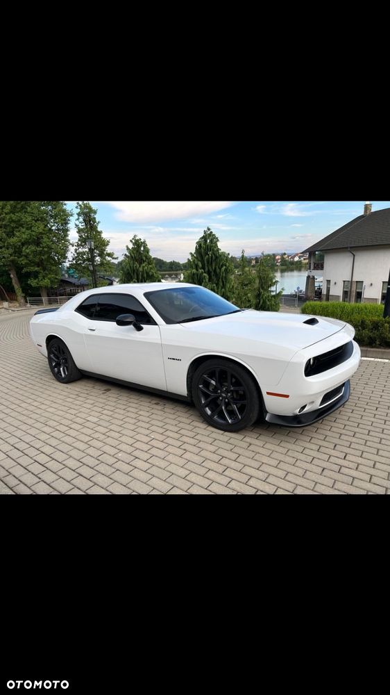 Dodge Challenger 5.7 R/T - 2