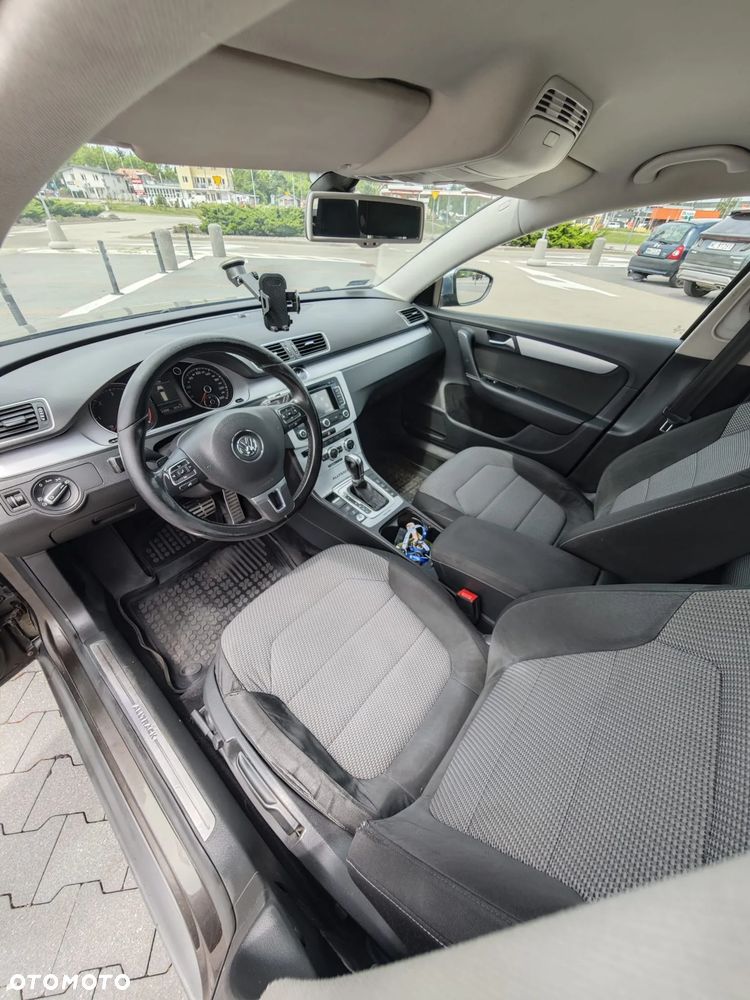 Volkswagen Passat 2.0 TDI Comfortline DSG - 15