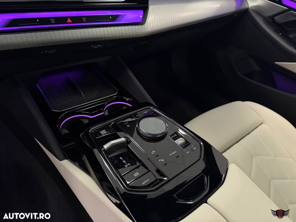 BMW Seria 5 550e xDrive Aut. - 16