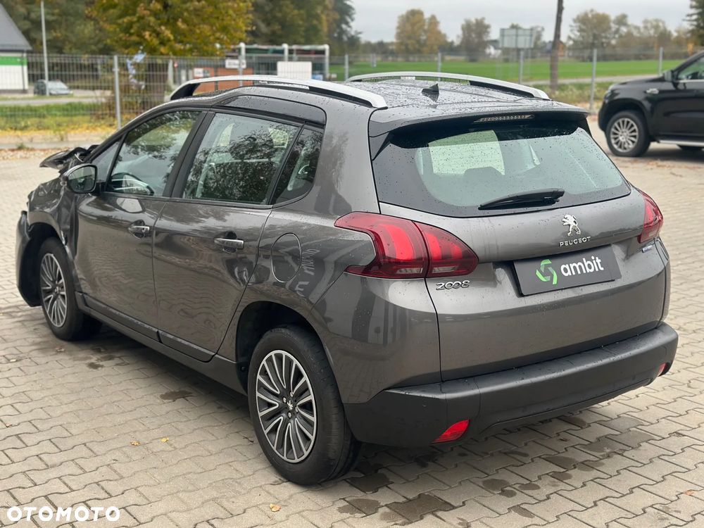 Peugeot 2008 - 7