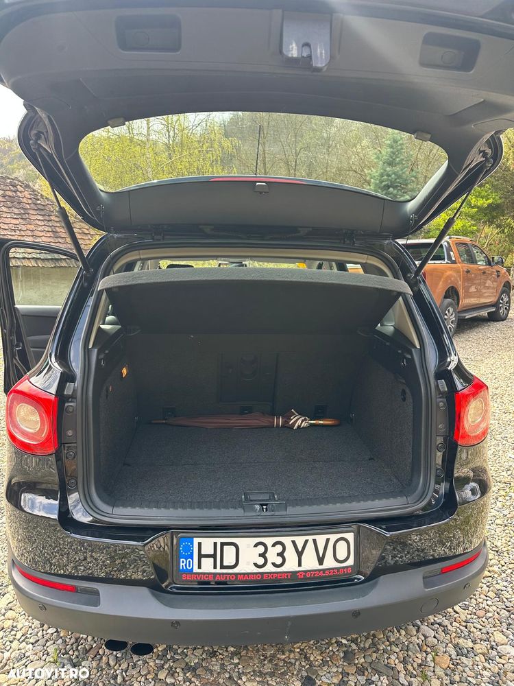 Volkswagen Tiguan 2.0 TDI 4Motion DSG Sport & Style - 13