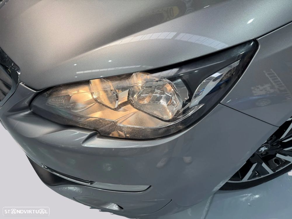 Peugeot 308 SW - 11