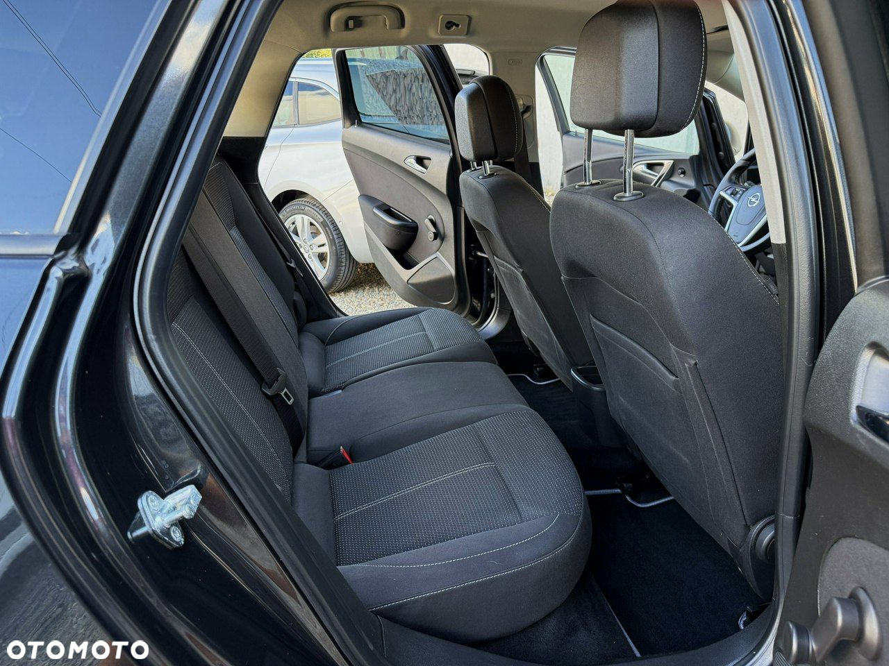 Opel Astra 1.4 Turbo Sports Tourer 150 Jahre - 20