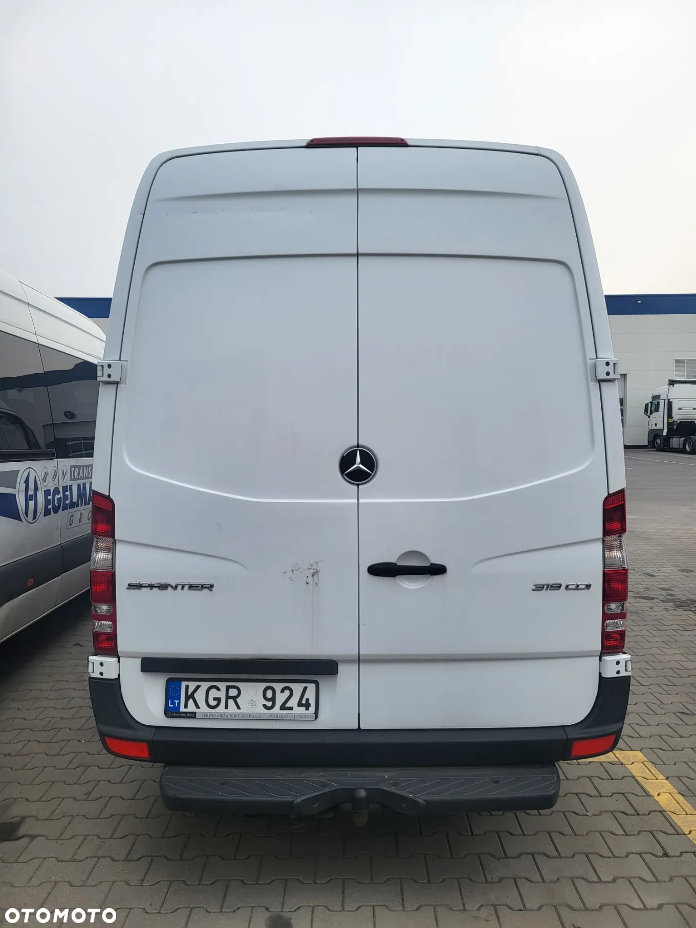 Mercedes-Benz Sprinter - 5