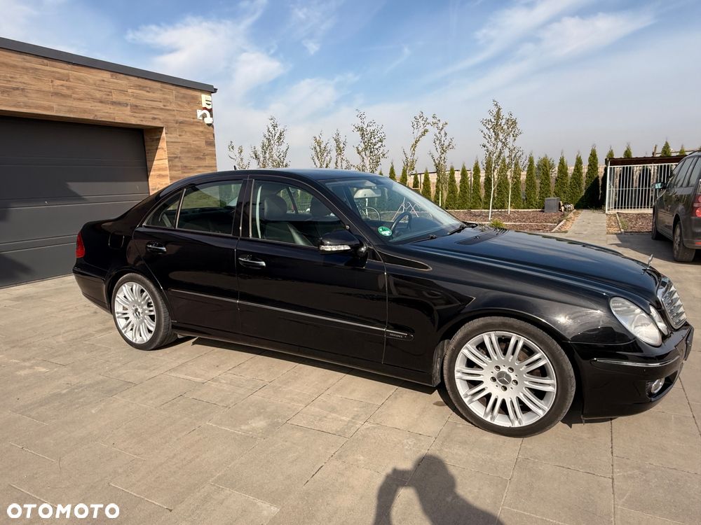 Mercedes-Benz Klasa E 230 7G-TRONIC Elegance - 4