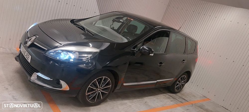 Renault Grand Scénic 2012 photo 2