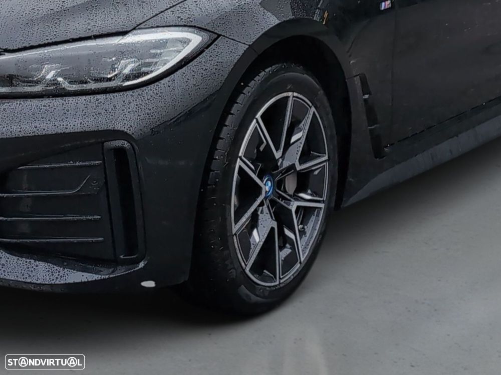 BMW i4 eDrive40 Pack Desportivo M - 4