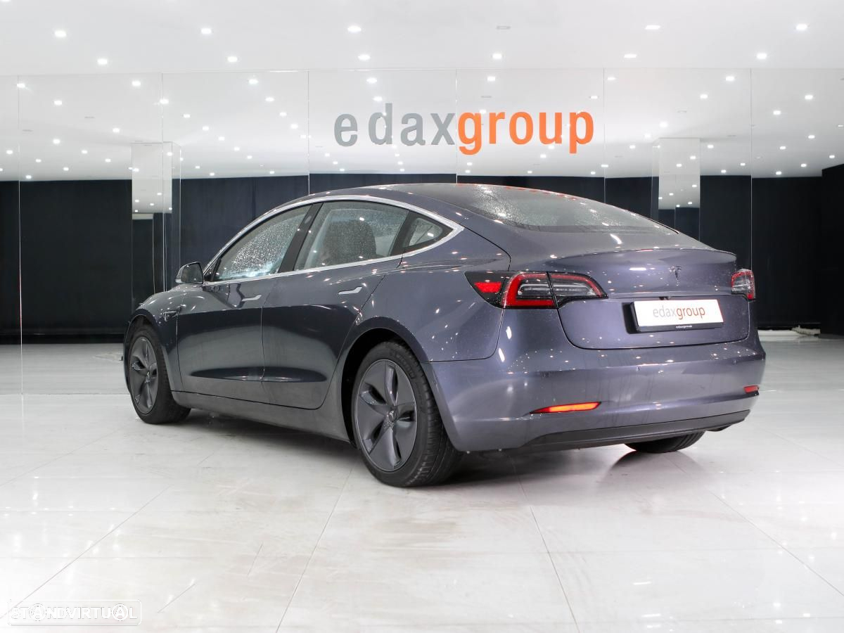 Tesla Model 3 Standard Range Plus RWD - 4