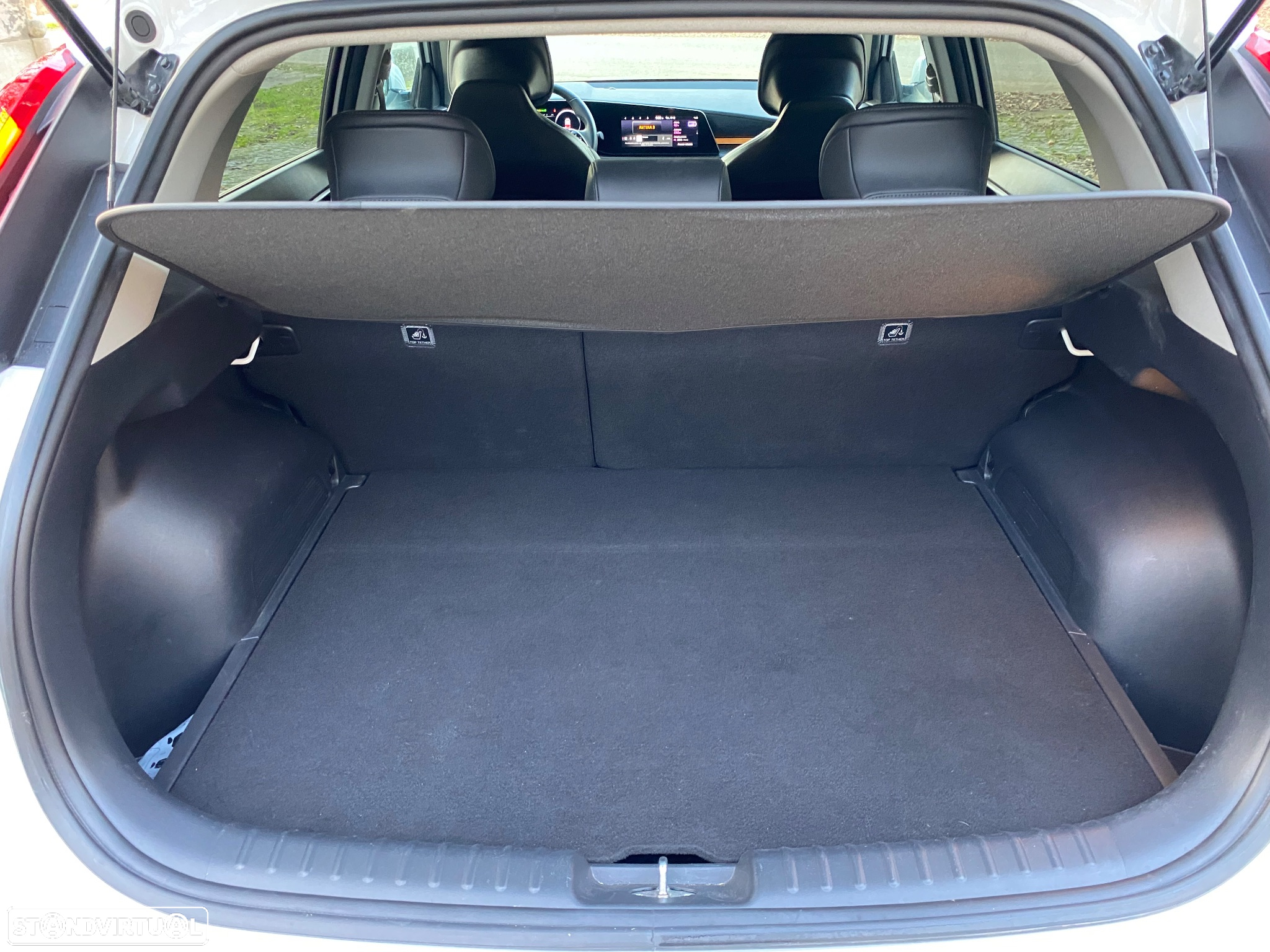 Kia Niro EV 64kWh Tech - 12