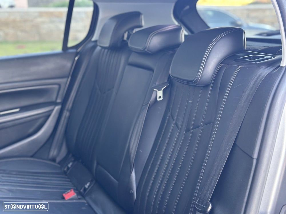 Peugeot 308 1.6 e-HDi Allure - 18