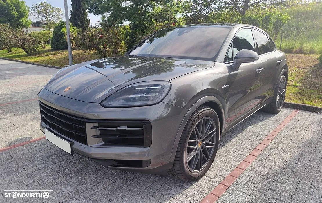 Porsche Cayenne Coupé E-Hybrid - 1
